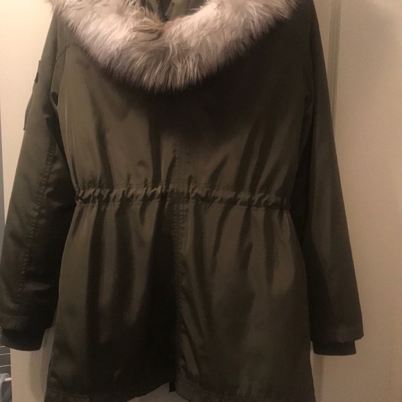 Winter coat with fur - Picture 5 of 5